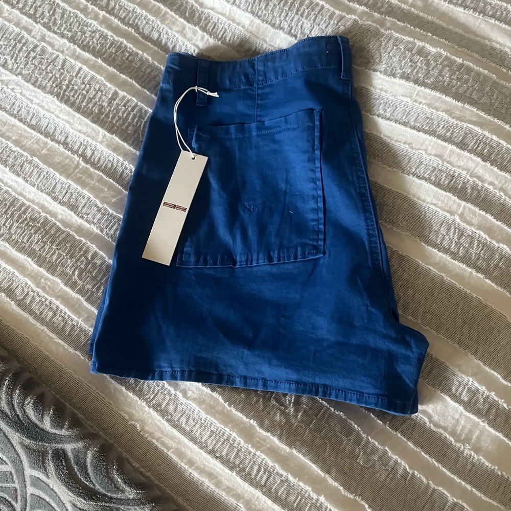 Hudson utility shorts NWTS!! Size 32